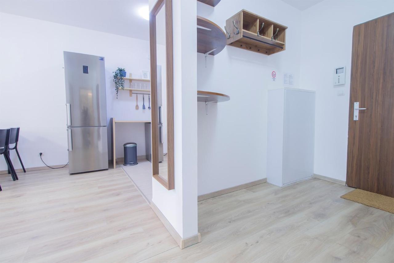 Spring House With Free Private Parking Appartamento *
